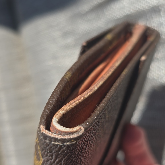 Louis Vuitton wallet - Picture 6 of 10